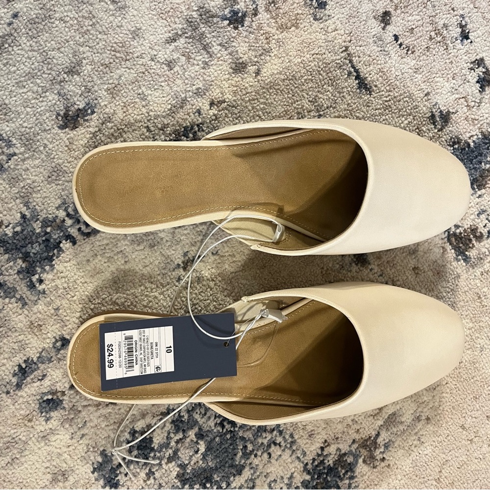 Elegant Cream Women's Mules